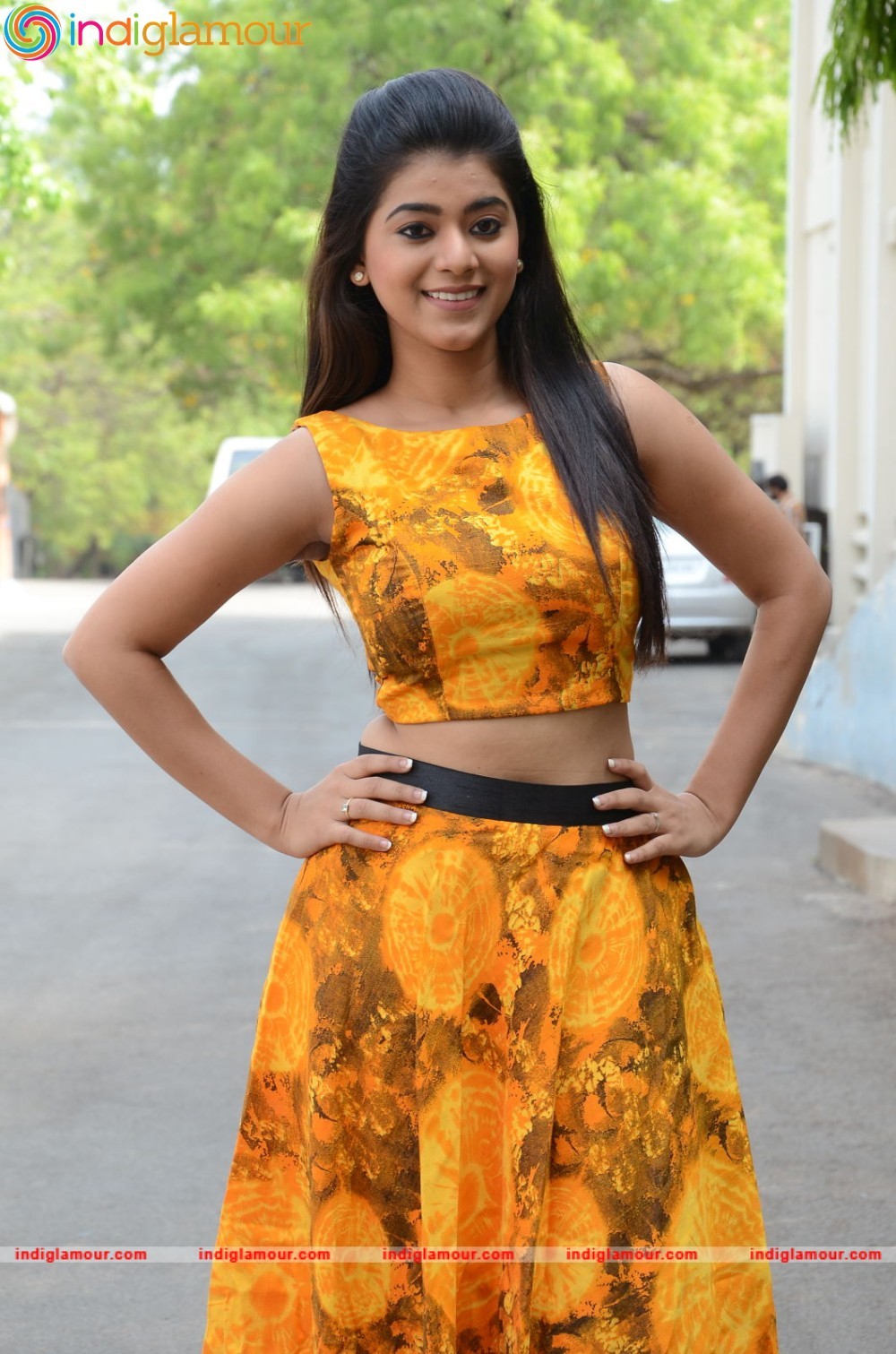 Yamini Bhaskar Actress hd photo