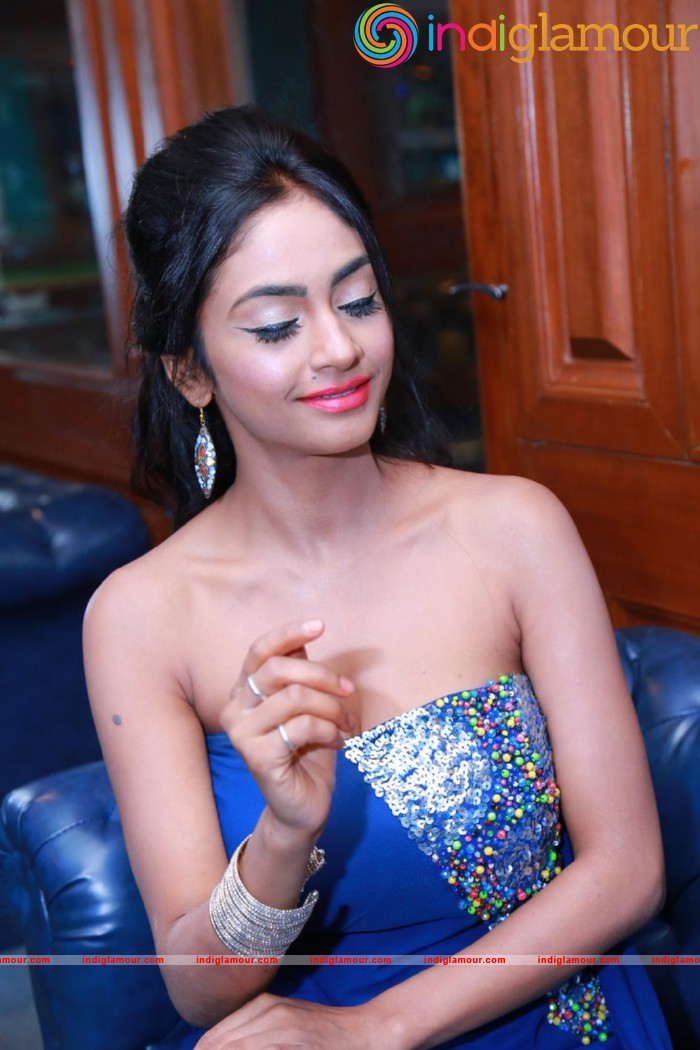 Pooja Sree Actress hd photo