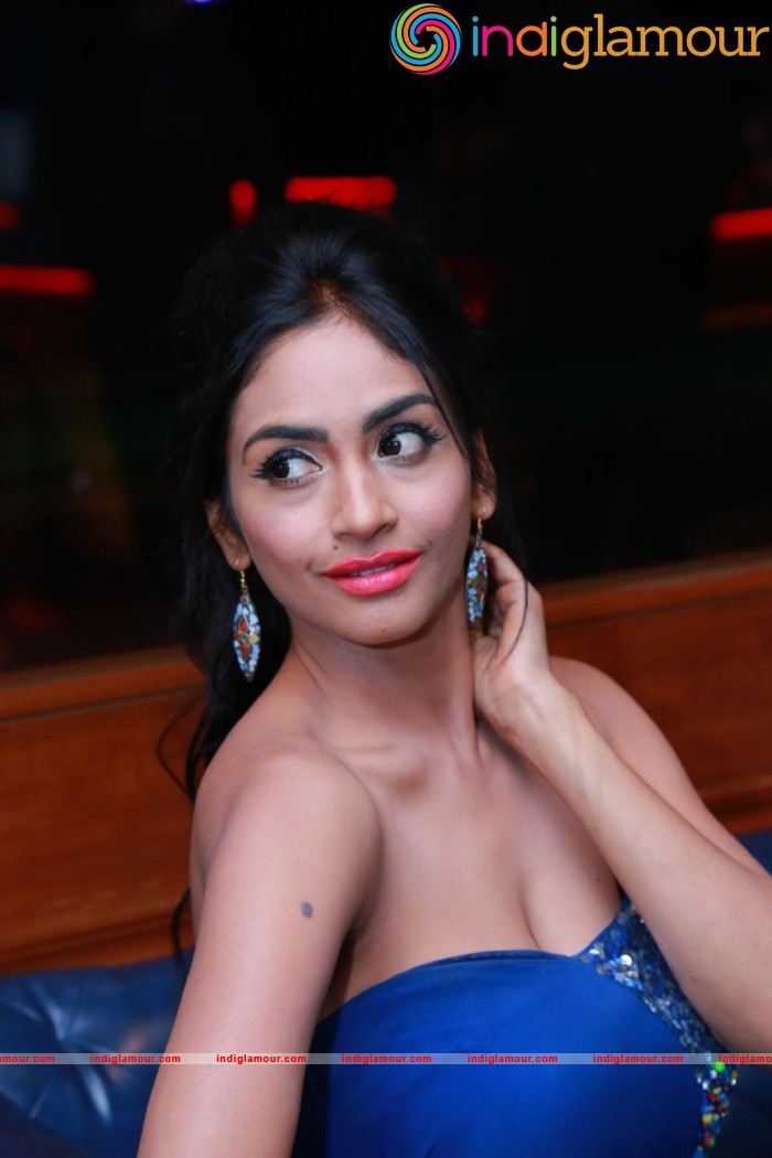 Pooja Sree Actress hd photo