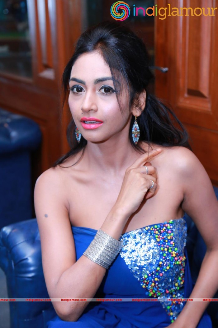 Pooja Sree Actress hd photo
