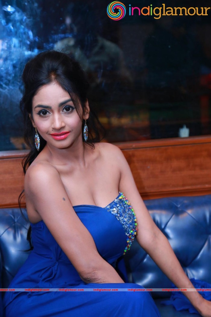 Pooja Sree Actress hd photo