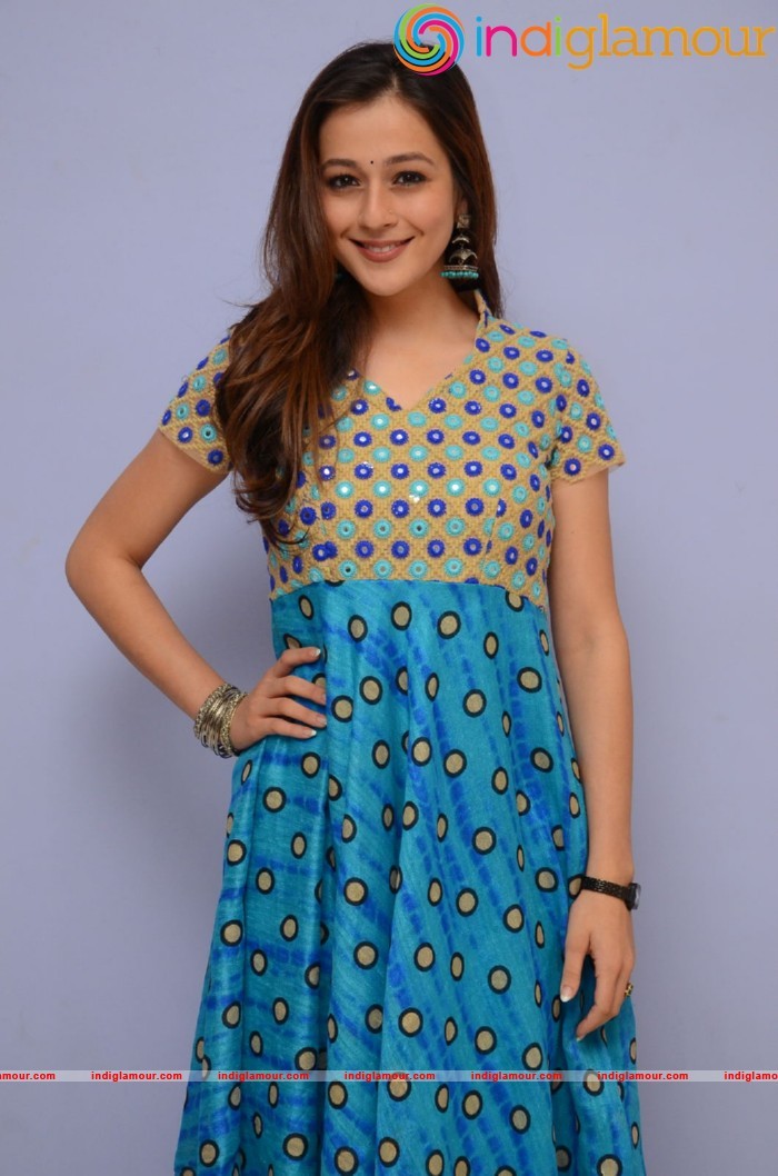 Priyal Gor Actress hd photo