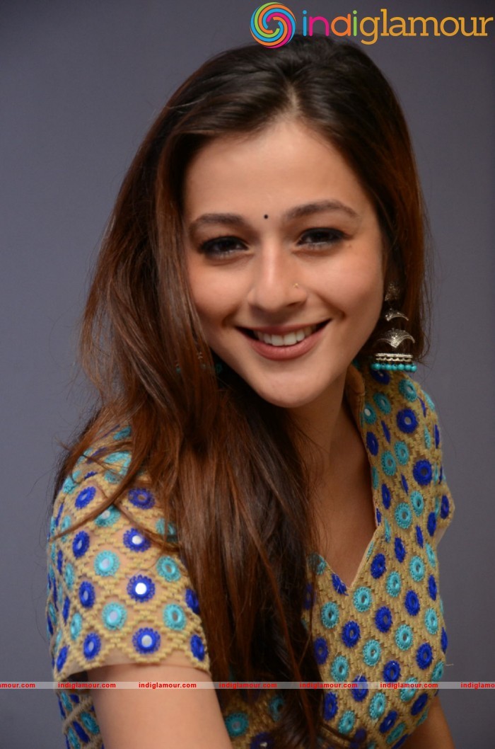 Priyal Gor Actress hd photo