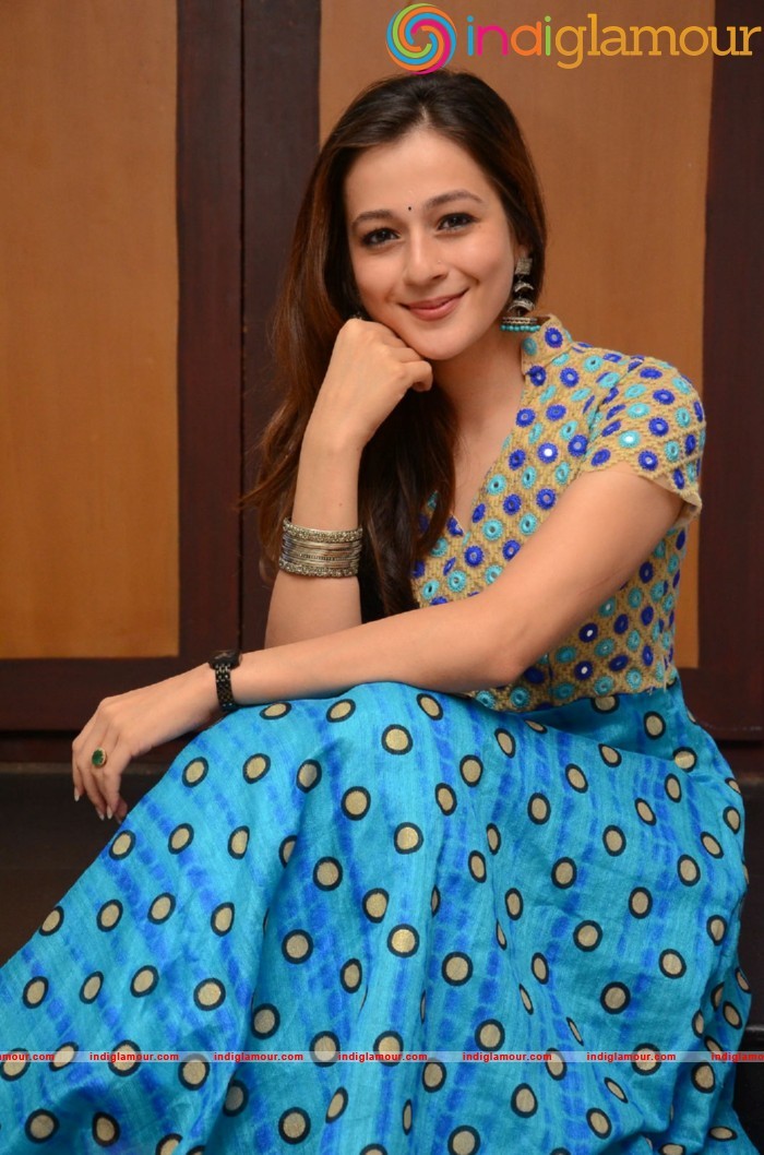Priyal Gor Actress hd photo