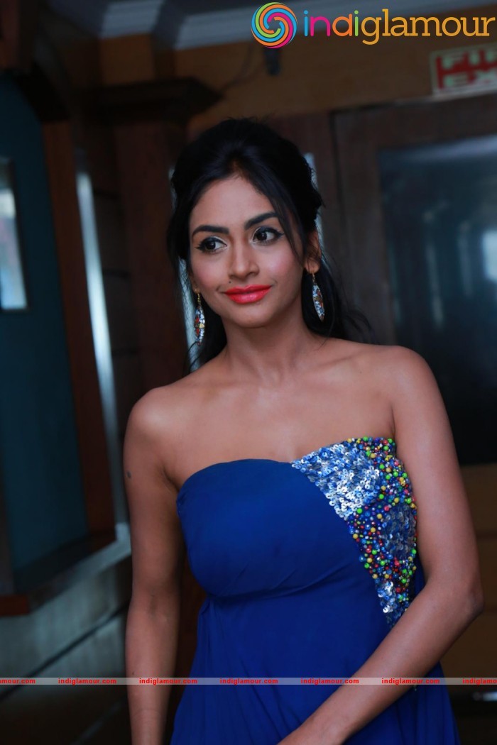 Pooja Sree Spicy Photos Gallery Actress hd photo