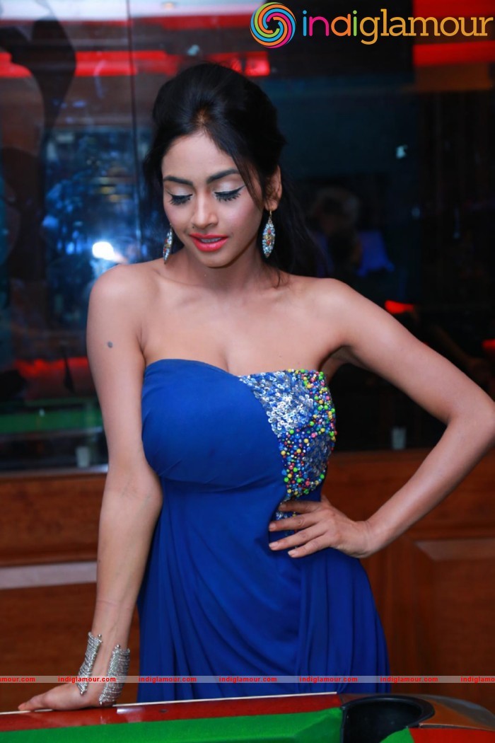 Pooja Sree Spicy Photos Gallery Actress hd photo