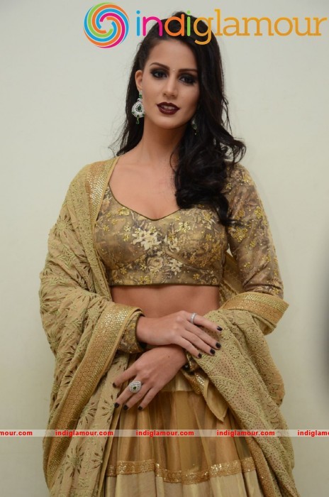Larissa Bonesi Latest Photos Gallery Actress hd photo