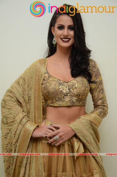 Larissa Bonesi Latest Photos Gallery Actress hd photo