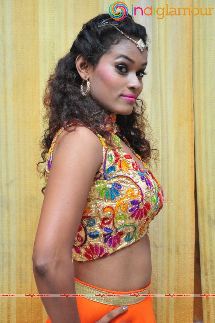 Dancer Nisha Spicy Photos Actress hd photo