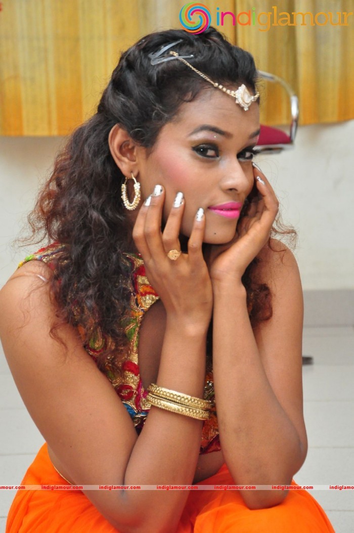 Dancer Nisha Spicy Photos Actress hd photo
