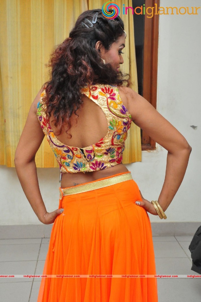 Dancer Nisha Spicy Photos Actress hd photo