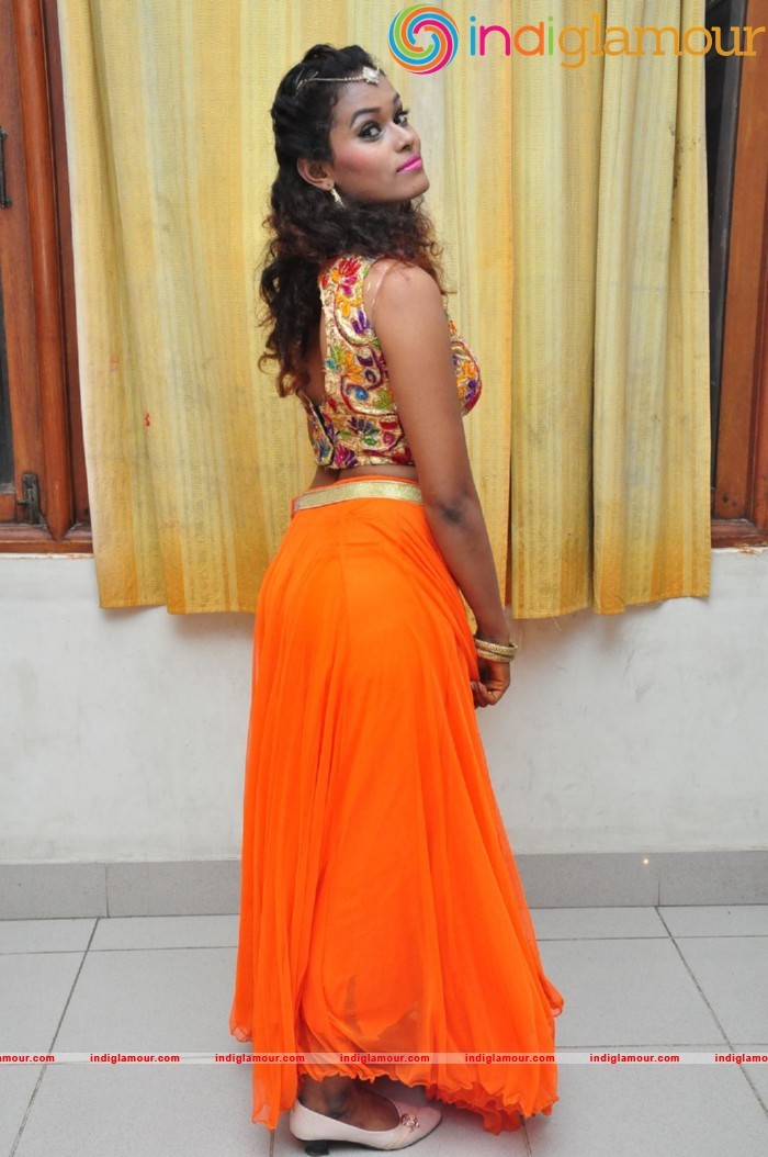 Dancer Nisha Spicy Photos Actress hd photo