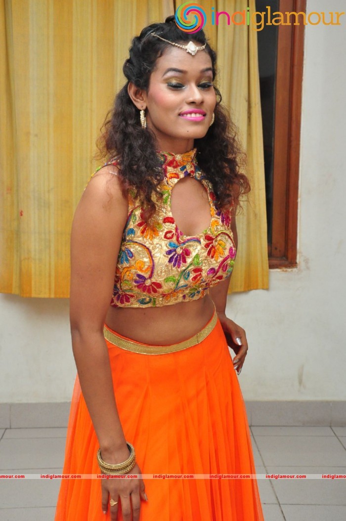 Dancer Nisha Spicy Photos Actress hd photo