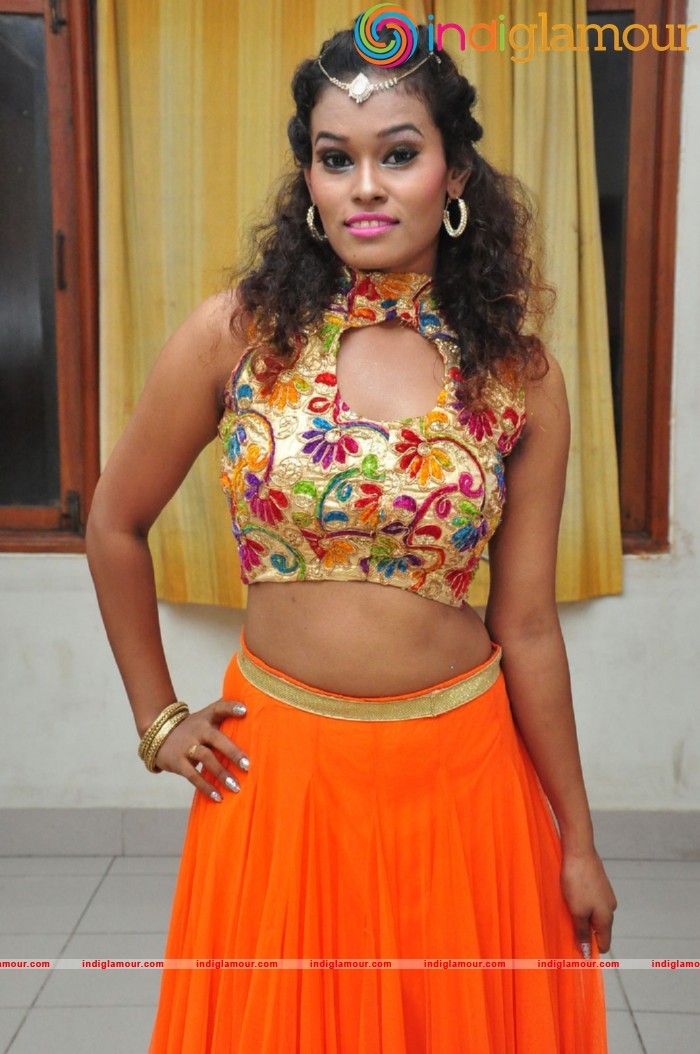 Dancer Nisha Spicy Photos Actress hd photo