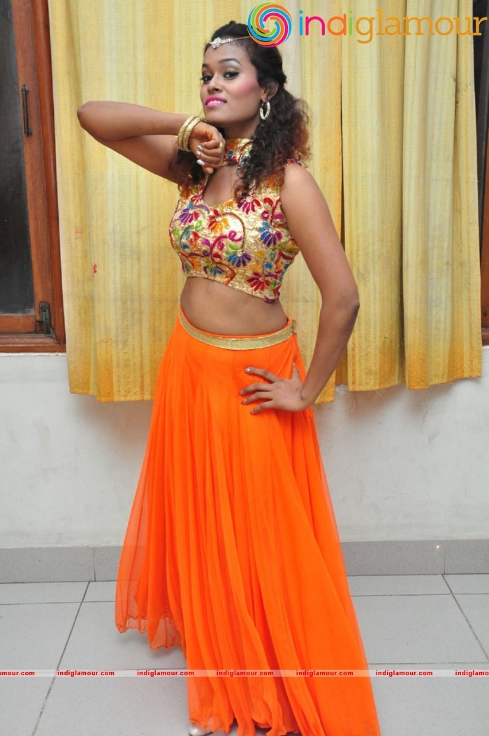 Dancer Nisha Spicy Photos Actress hd photo
