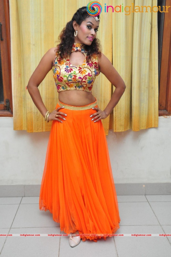 Dancer Nisha Spicy Photos Actress hd photo