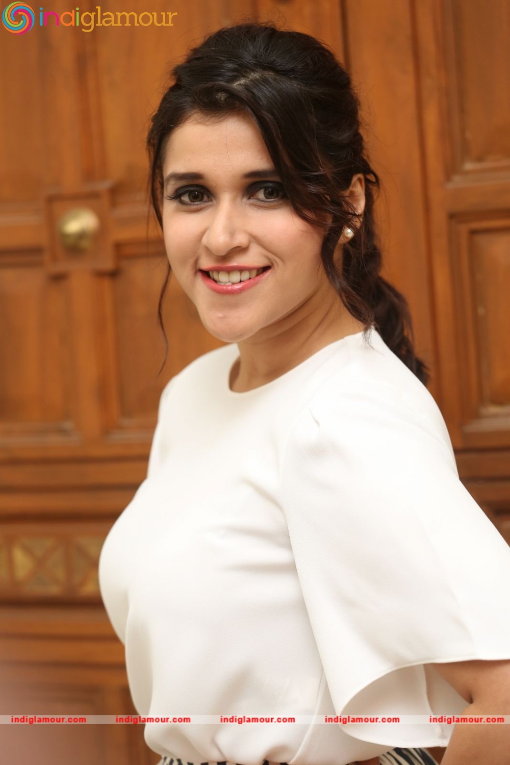 Mannara Actress hd photo
