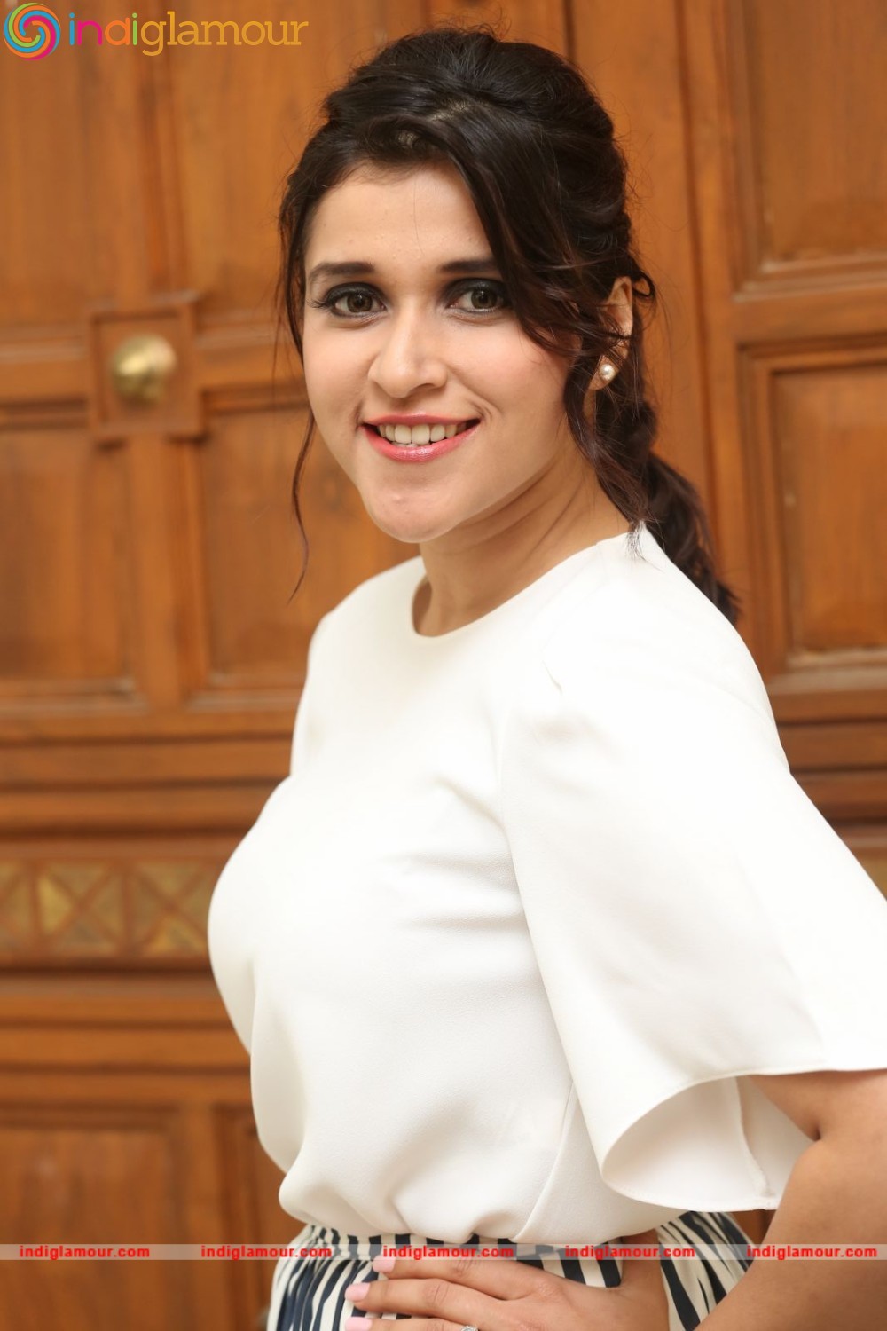 Mannara Actress hd photo