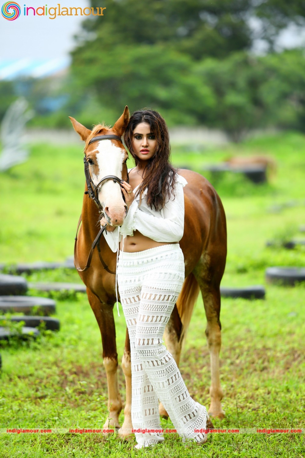 Sony Charishta Glamourous Photos Actress hd photo