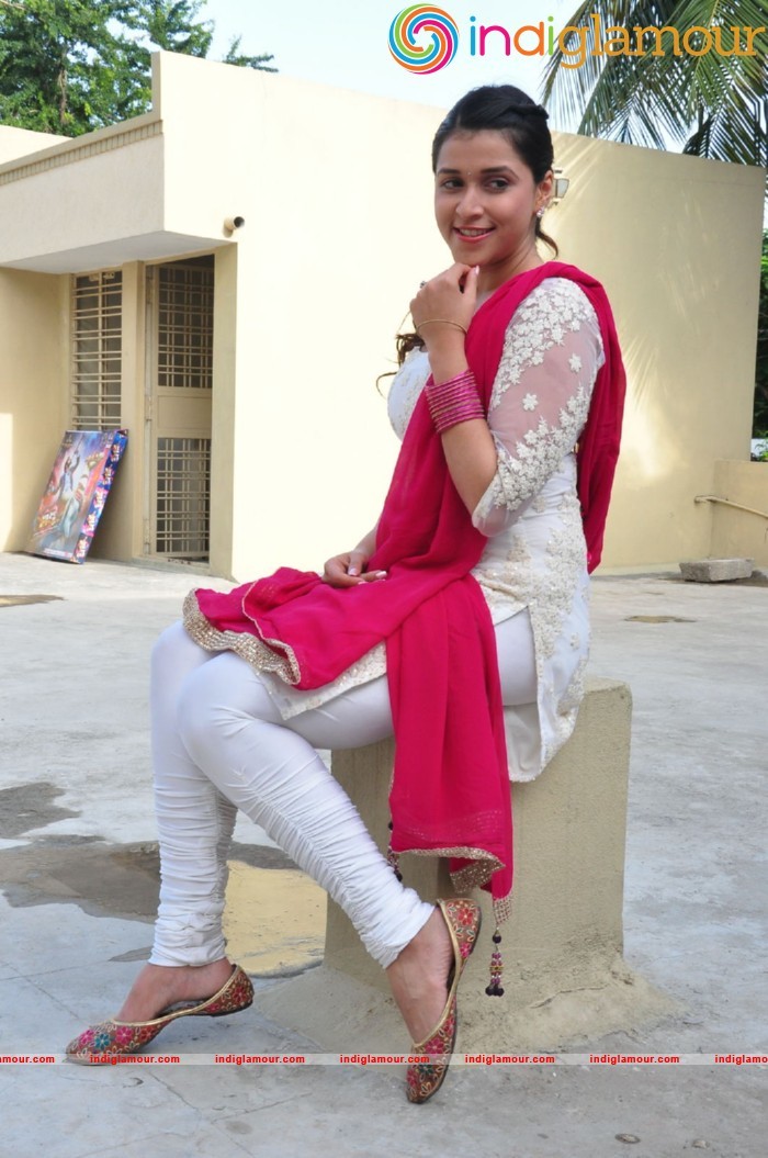 Mannara Chopra Actress hd photo