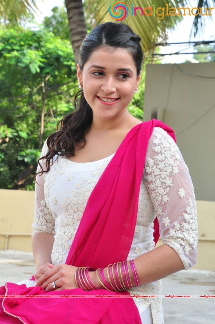 Mannara Chopra Actress hd photo
