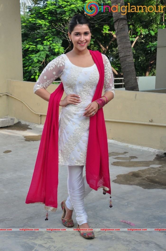 Mannara Chopra Actress hd photo