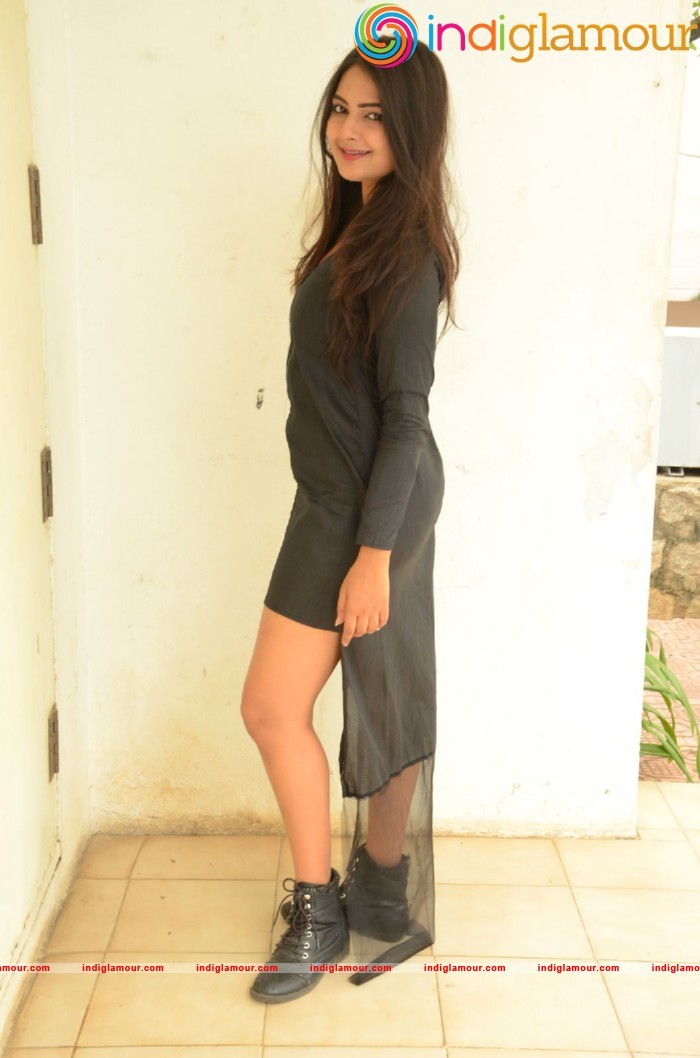 Neha Deshpande Actress hd photo