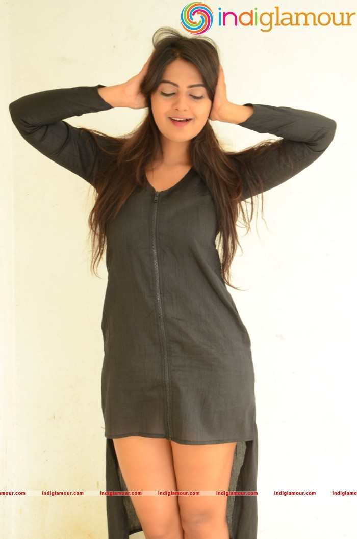 Neha Deshpande Actress hd photo