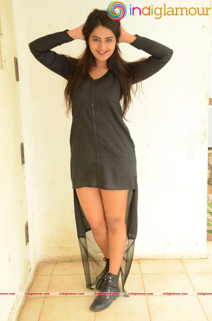 Neha Deshpande Actress hd photo