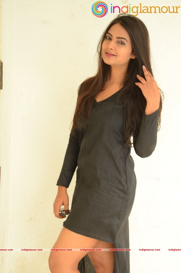 Neha Deshpande Actress hd photo