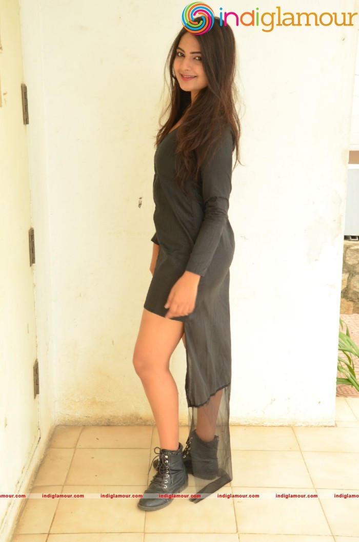 Neha Deshpande Actress hd photo