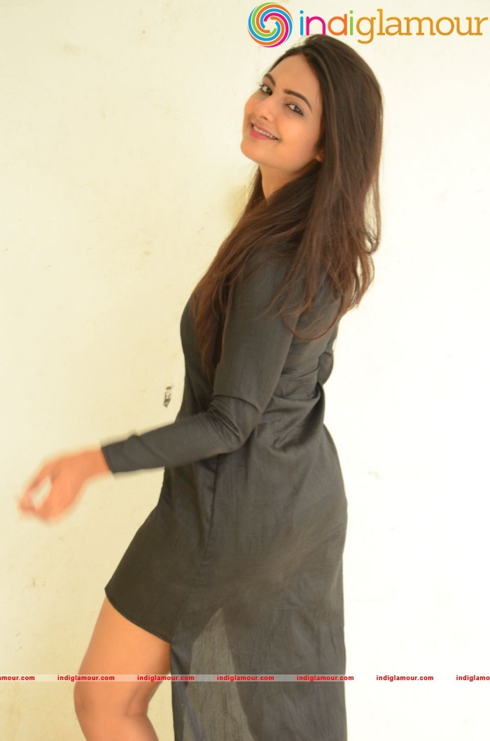 Neha Deshpande Actress hd photo