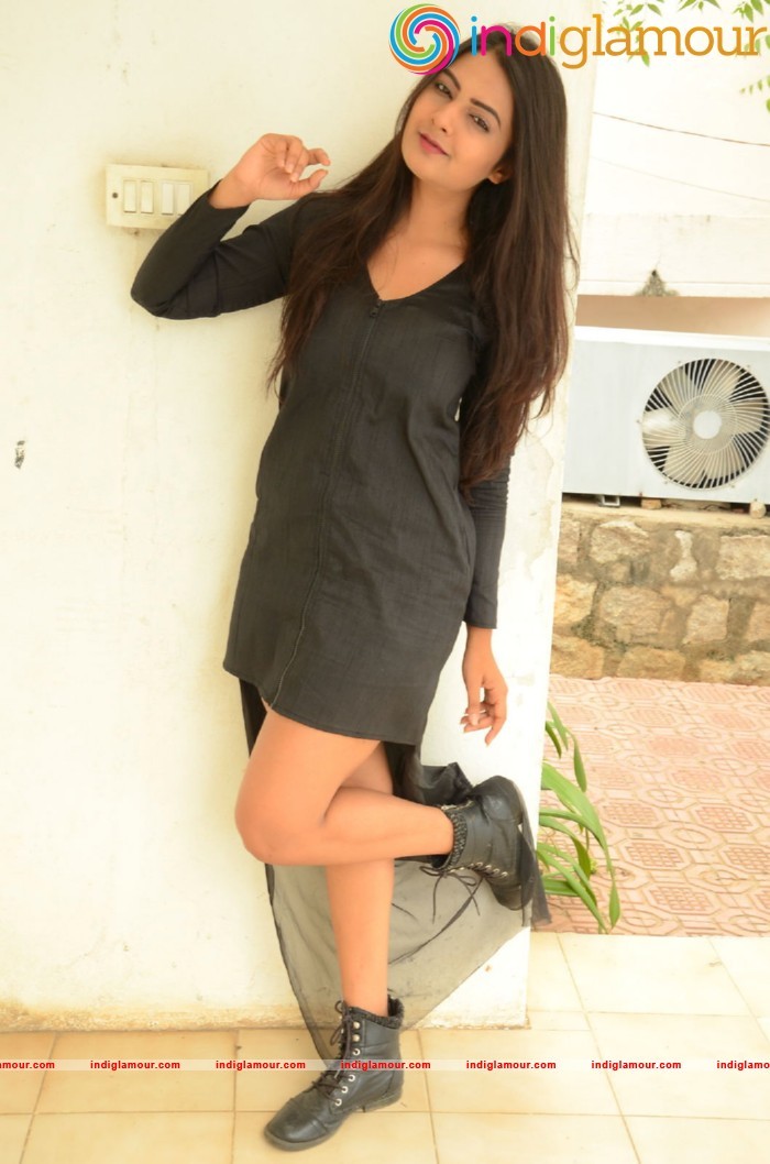 Neha Deshpande Actress hd photo