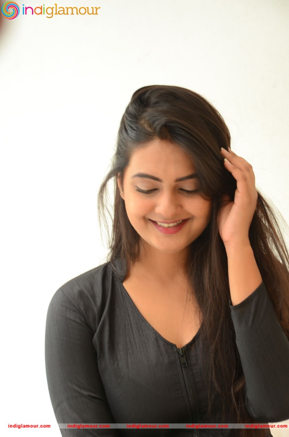Neha Deshpande Actress hd photo