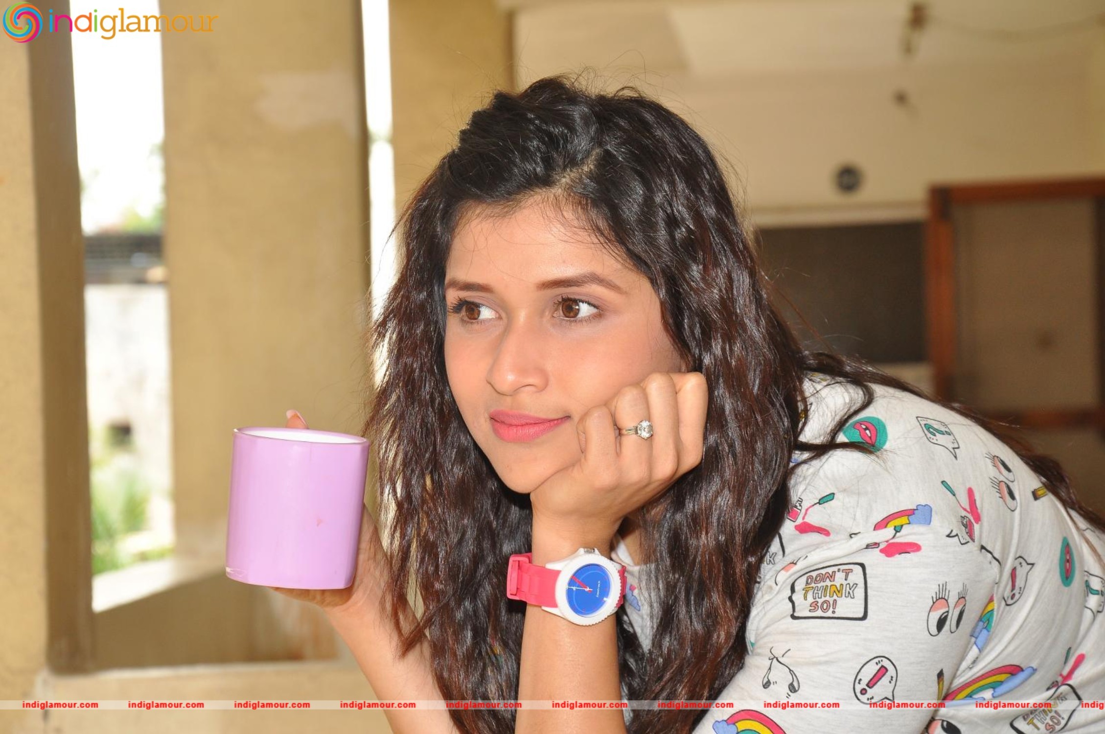 Mannara Chopra Actress hd photo