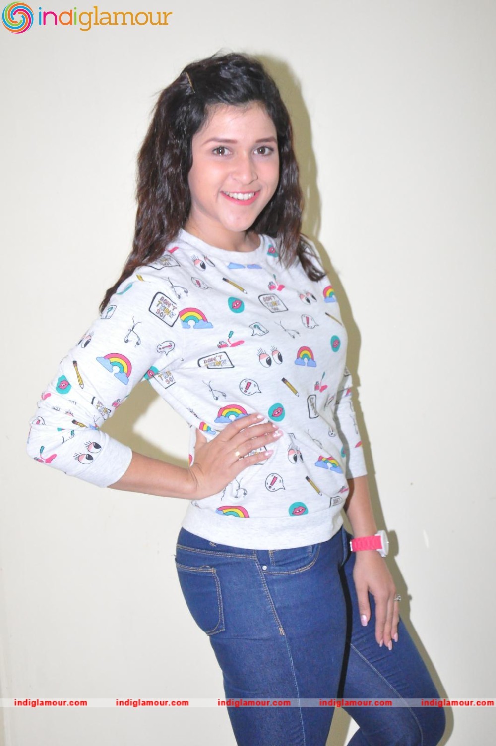 Mannara Chopra Actress hd photo