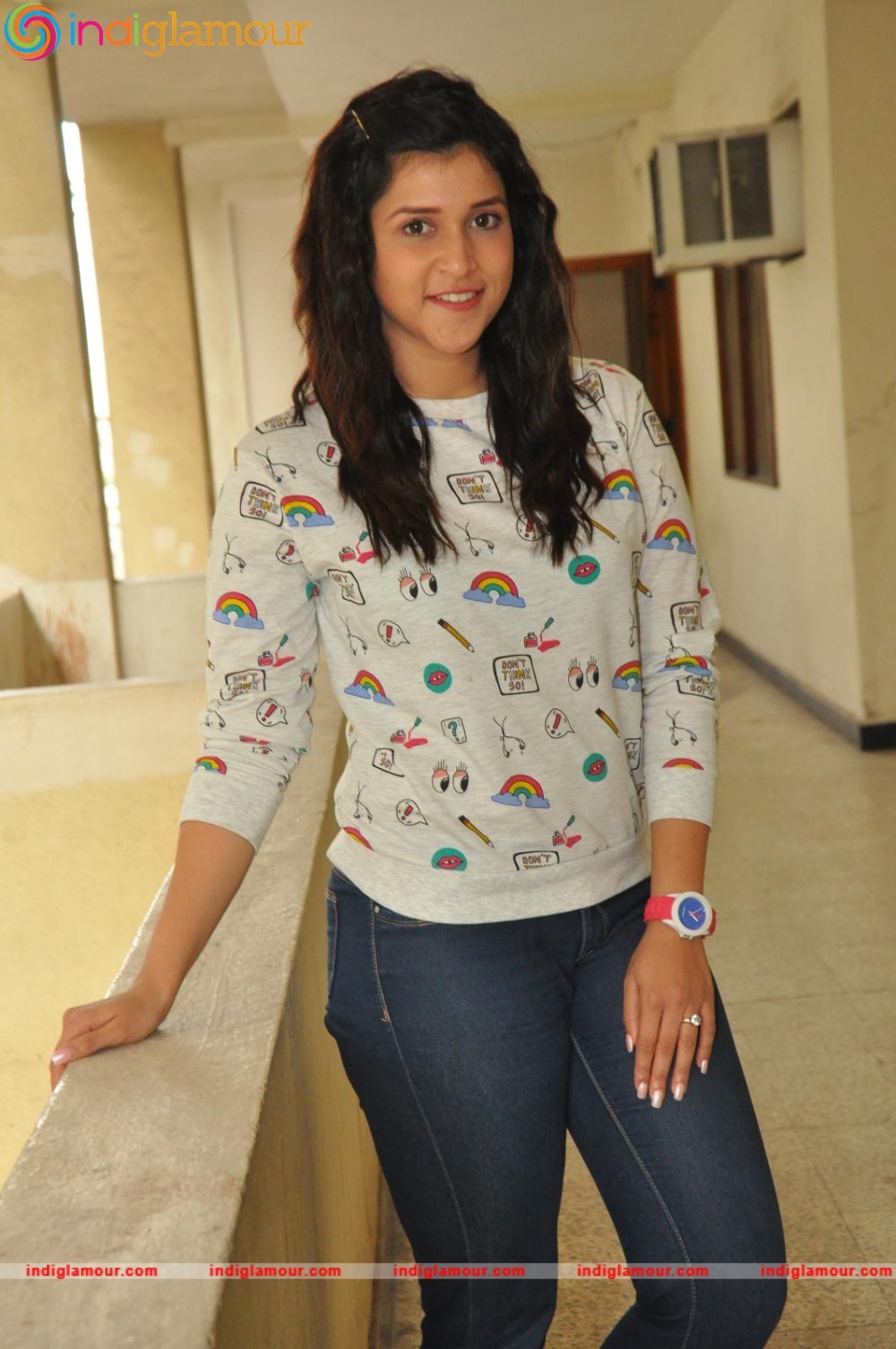Mannara Chopra Actress hd photo