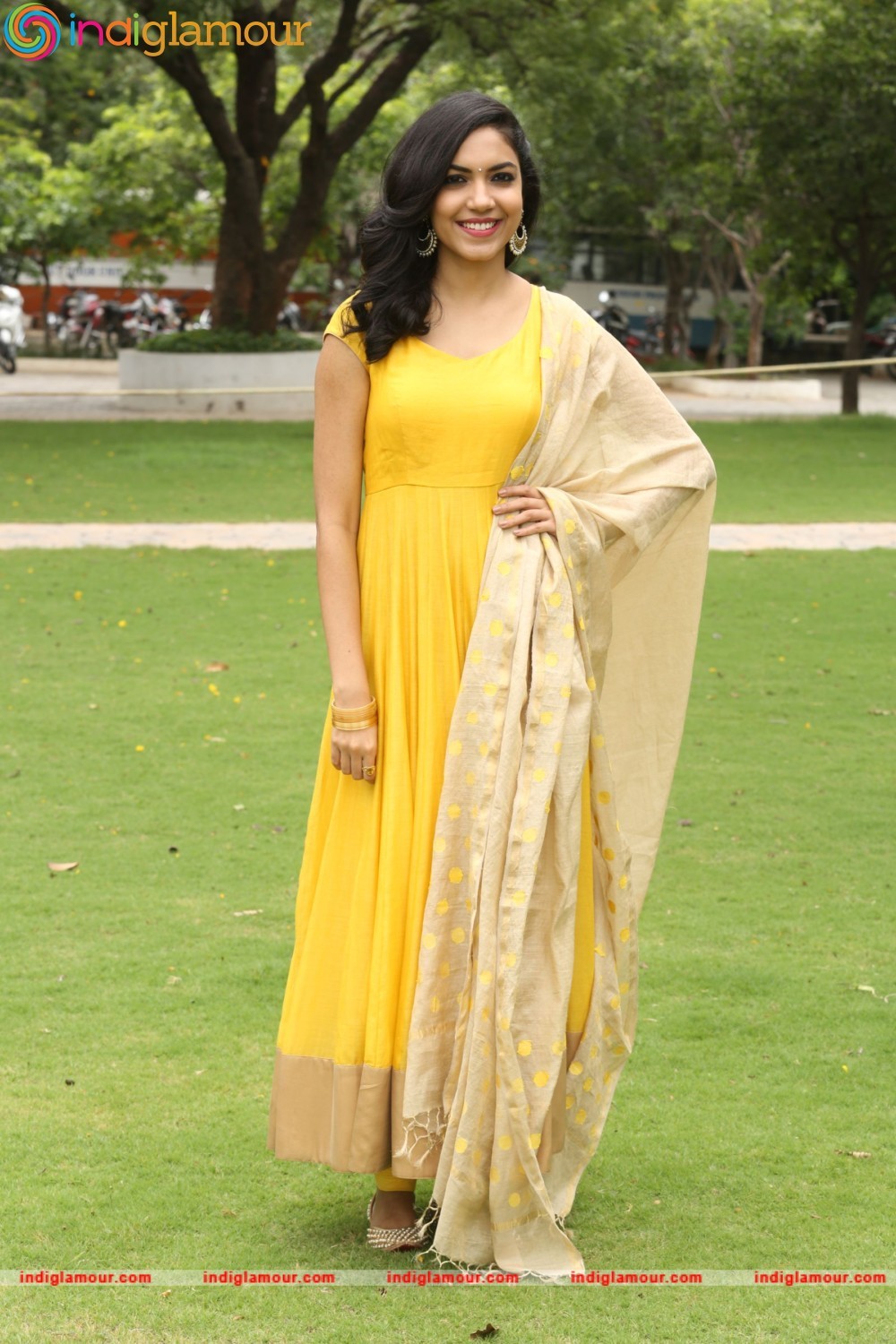 Ritu Varma Actress hd photo