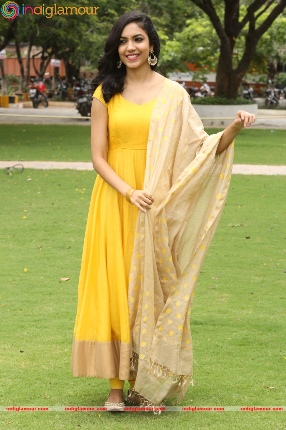 Ritu Varma Actress hd photo