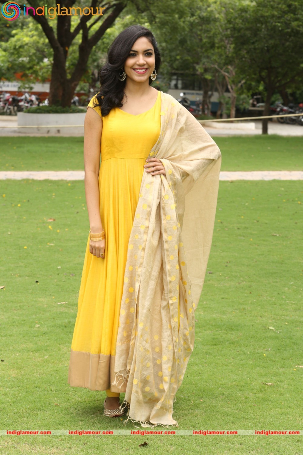 Ritu Varma Actress hd photo