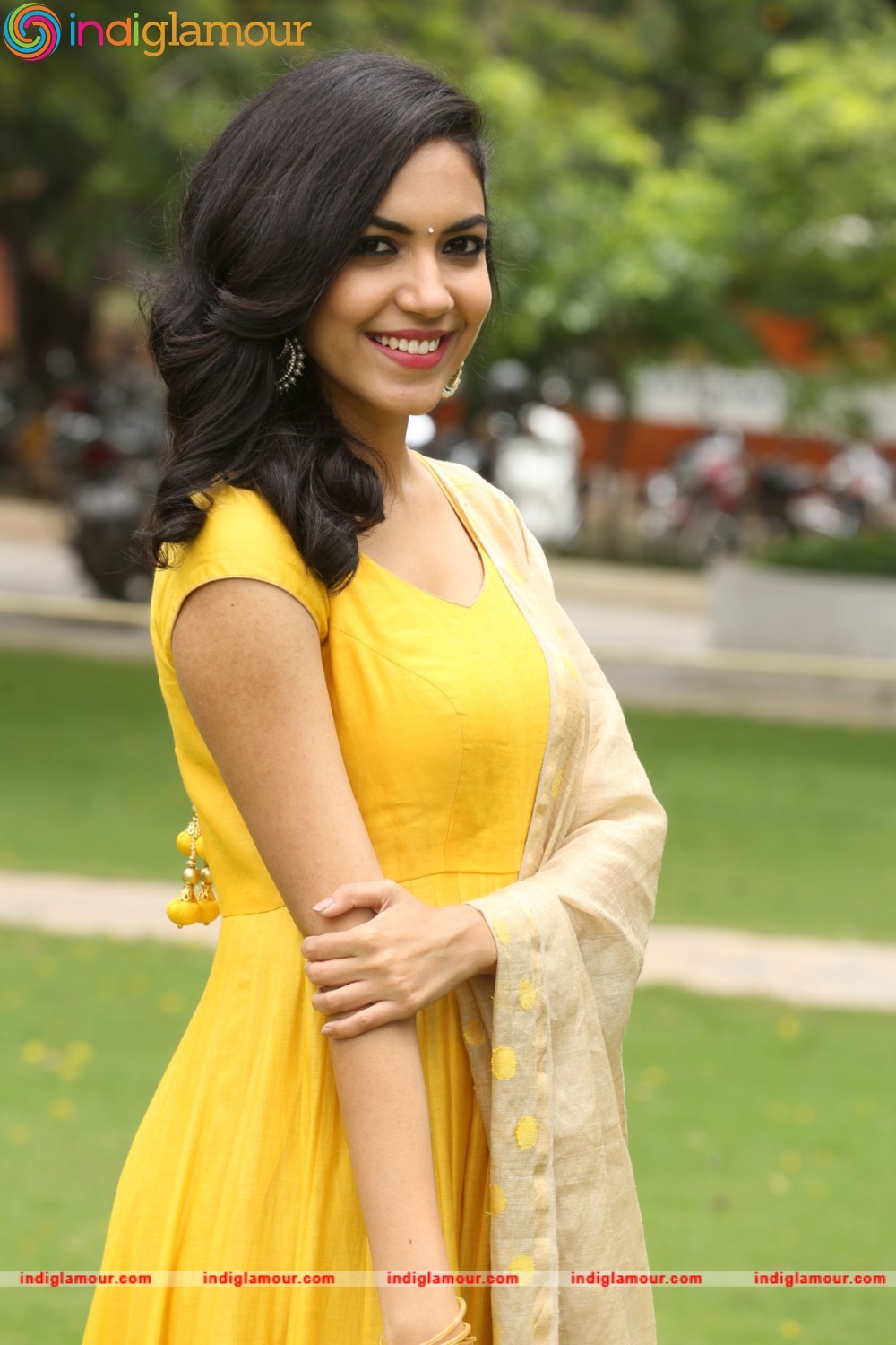 Ritu Varma Actress hd photo
