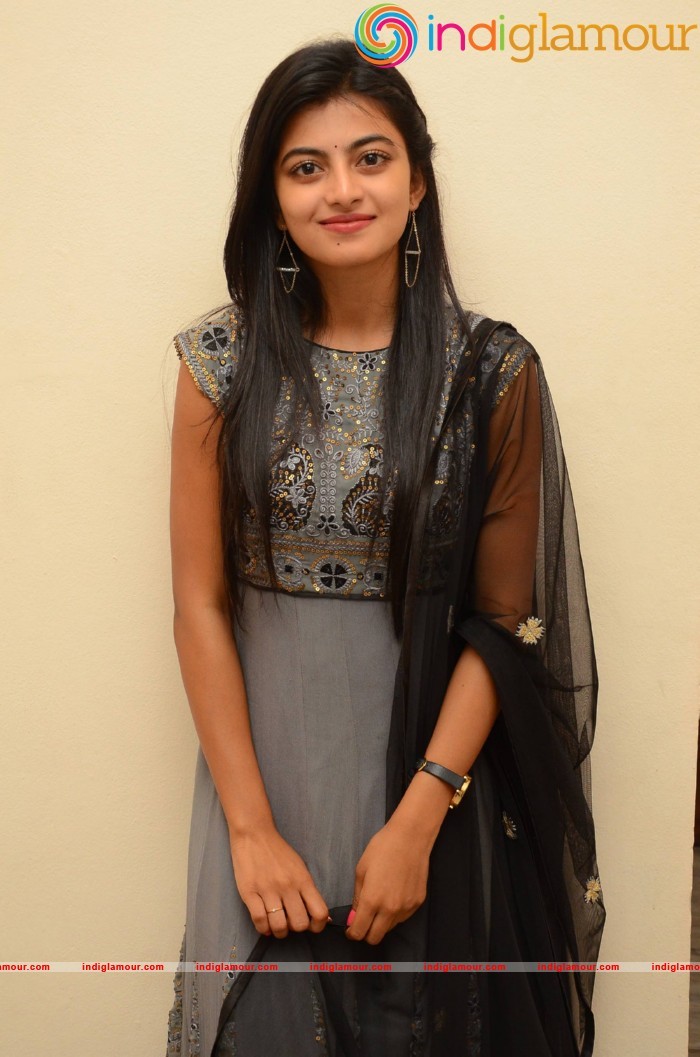 Rakshitha Actress hd photo
