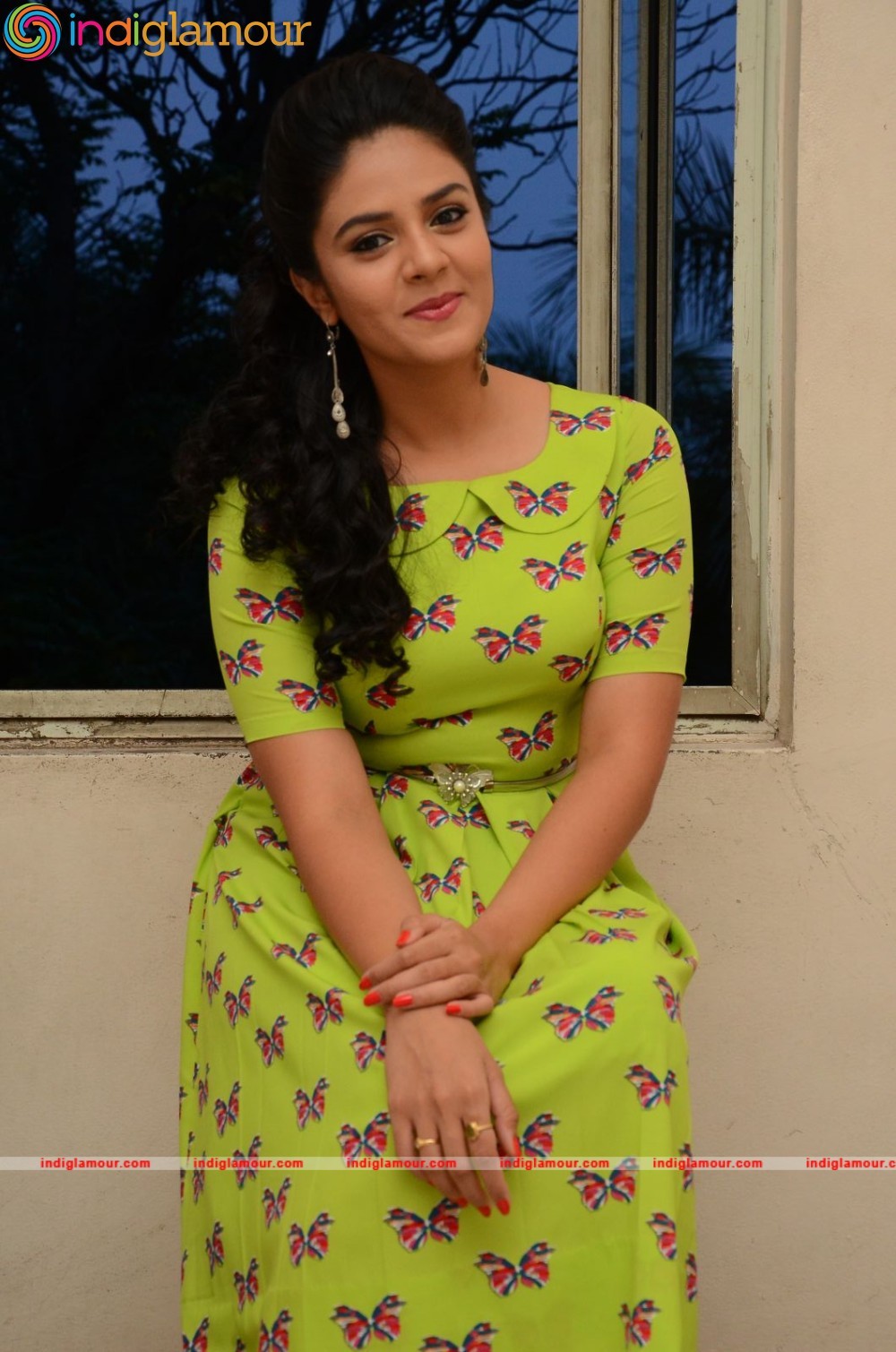 Sri mukhi Actress hd photo