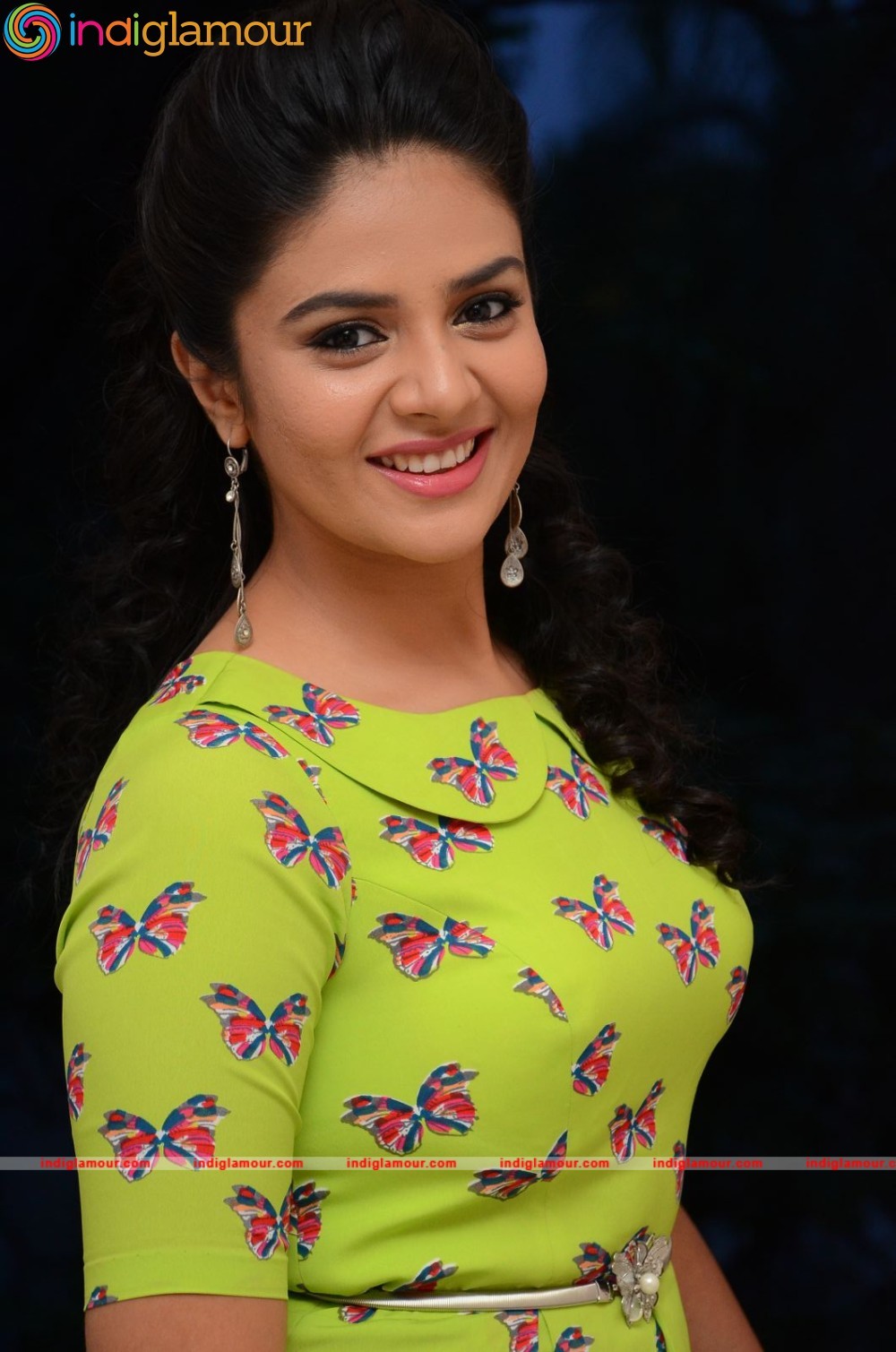 Sri mukhi Actress hd photo