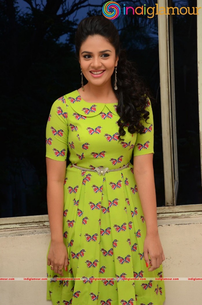 Srimukhi Actress hd photo