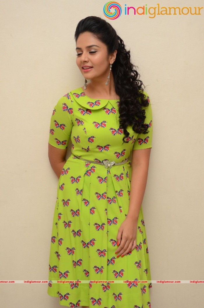 Srimukhi Actress hd photo