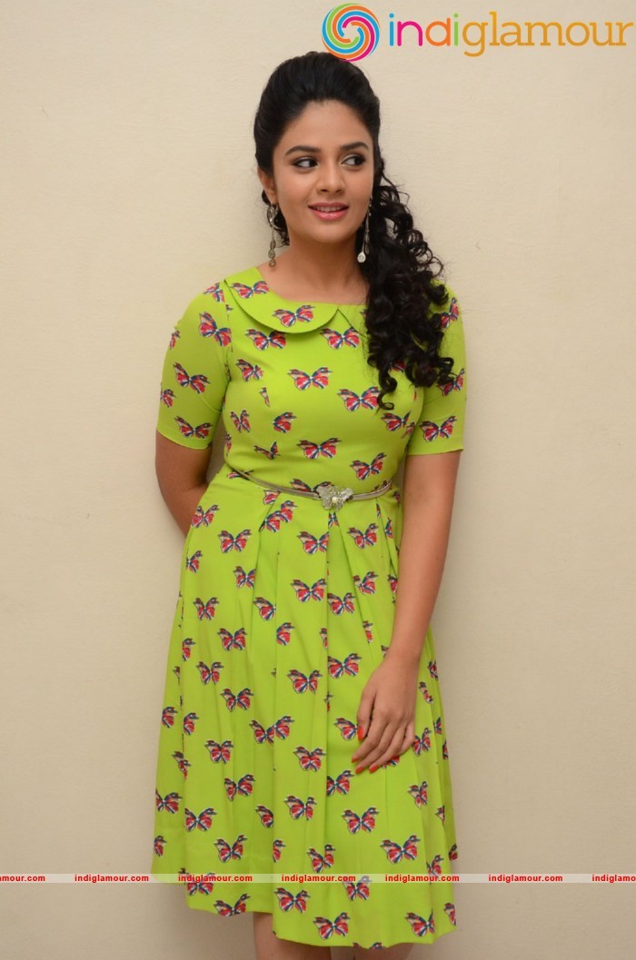 Srimukhi Actress hd photo