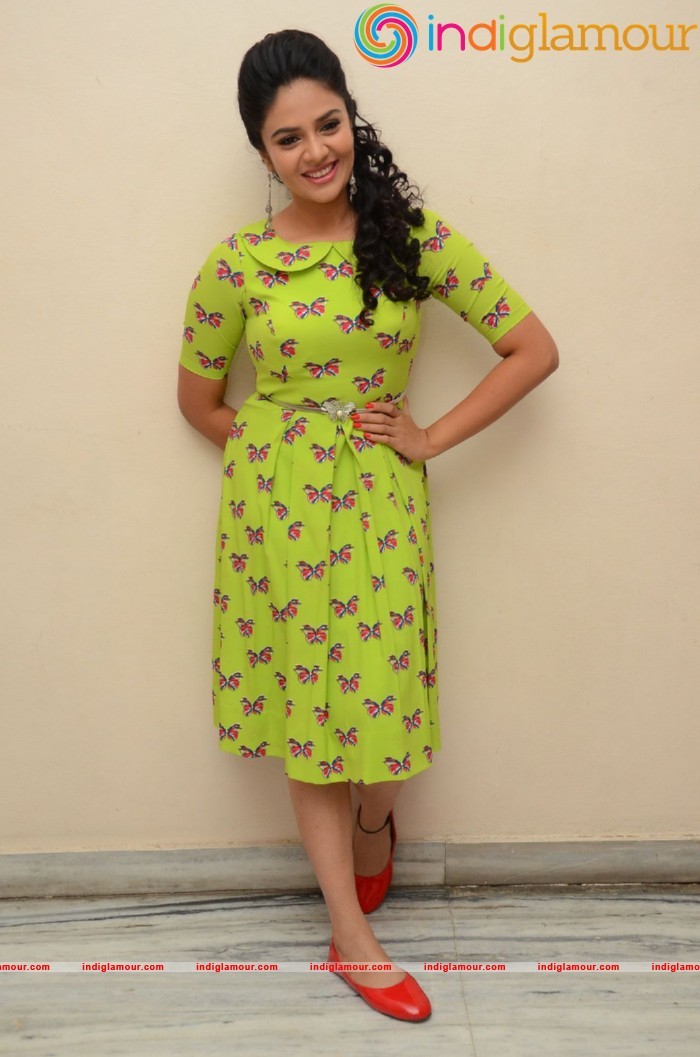 Srimukhi Actress hd photo