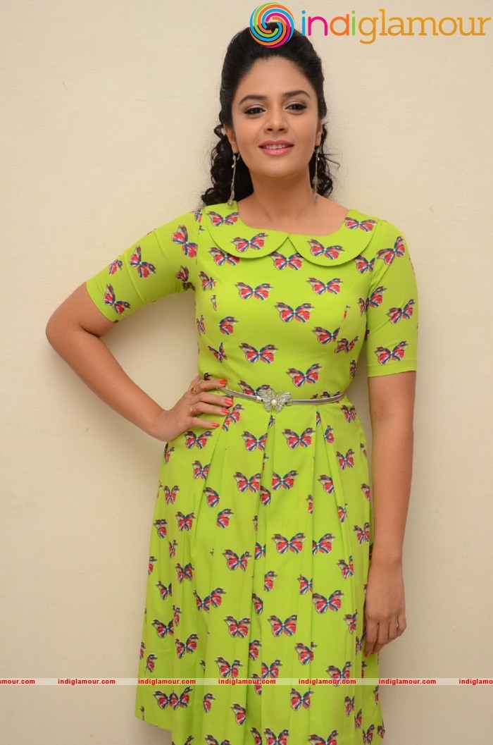 Srimukhi Actress hd photo