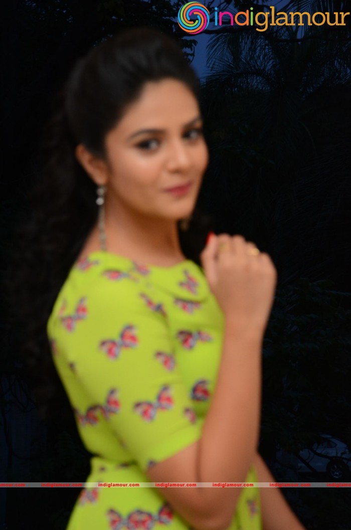 Srimukhi Actress hd photo